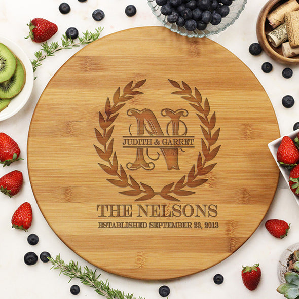 Round Cutting Board Olive Wreath "The Nelsons"